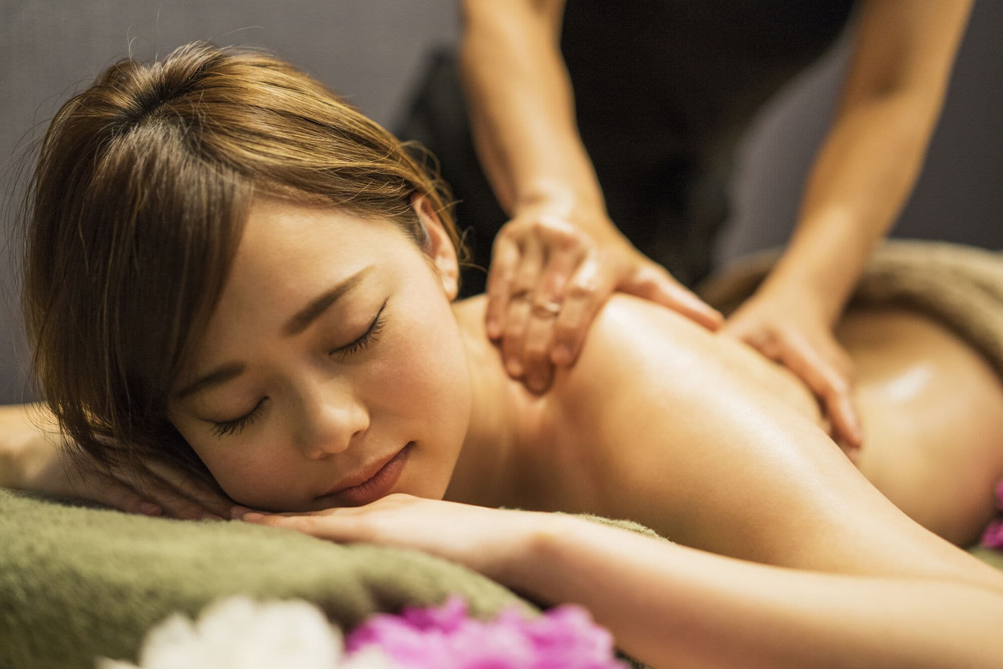 A massage therapy session at Harbor Light
